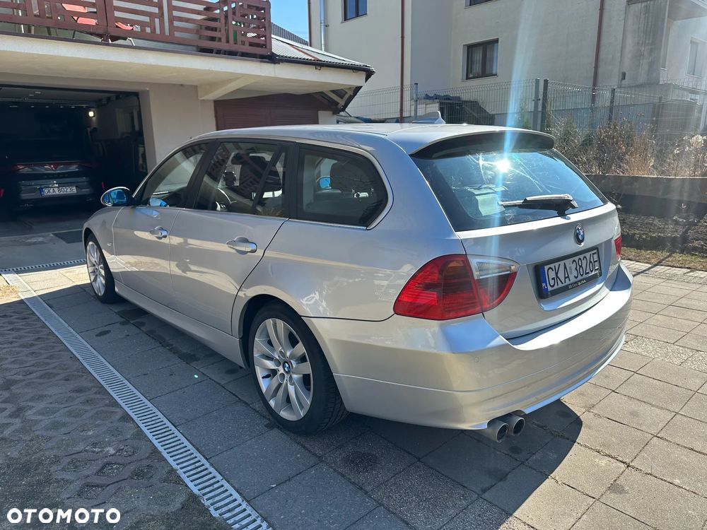 BMW Seria 3 330d DPF - 3