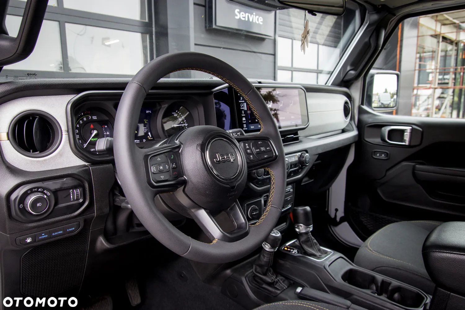 Jeep Wrangler - 8