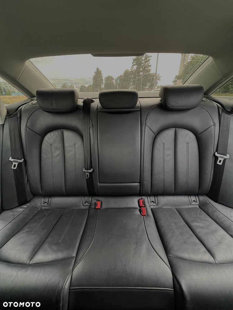 Audi A6 ver-2-0-tdi-ultra-s-tronic - 10