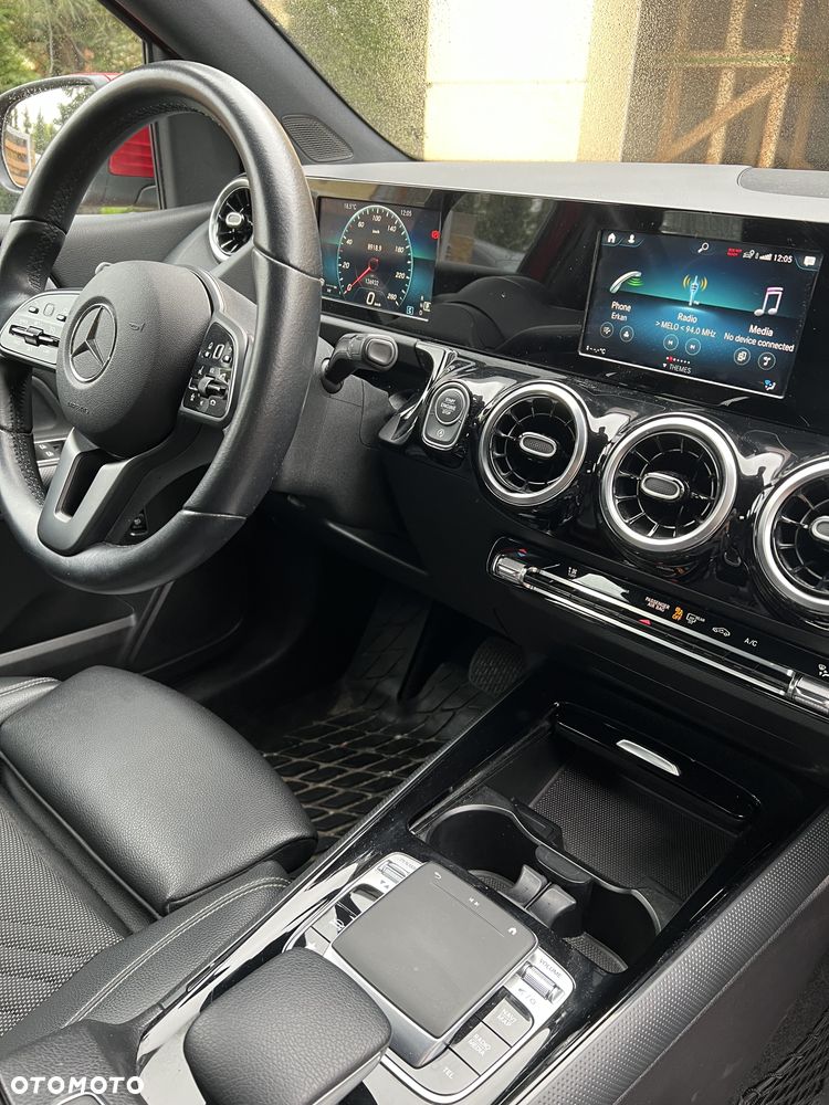 Mercedes-Benz Klasa B 180 d Style 7G-DCT - 8
