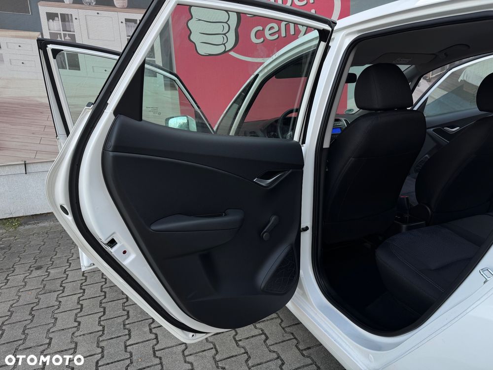 Hyundai ix20 - 22