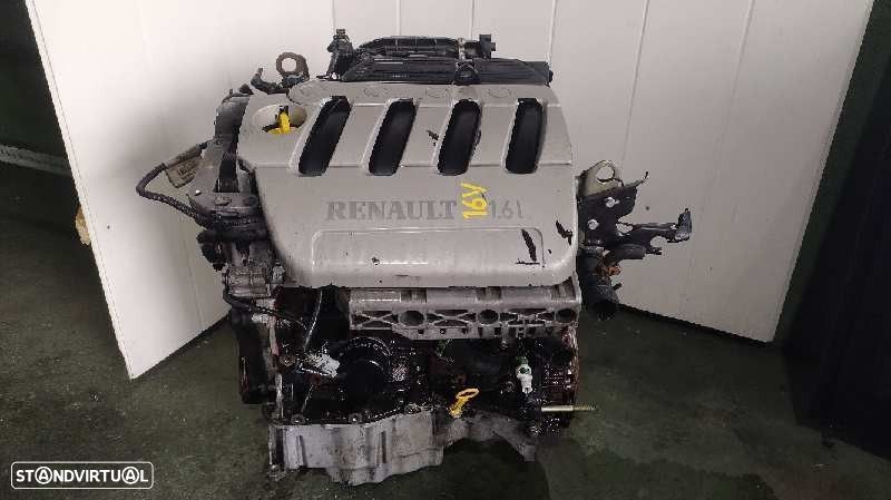 MOTOR COMPLETO RENAULT MEGANE I COACH 2001 -K4MA7 - 8