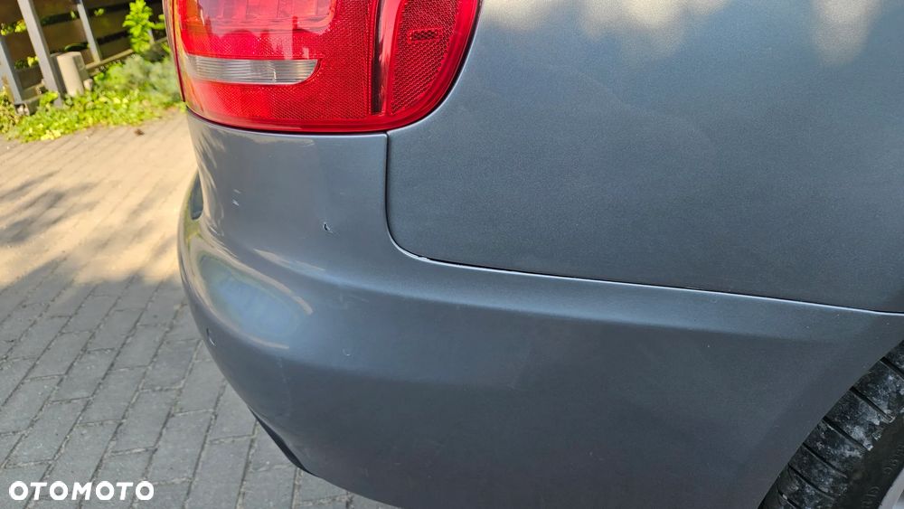 Audi A4 Avant 2.0 TDI - 17
