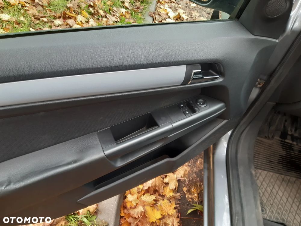 Opel Astra - 9