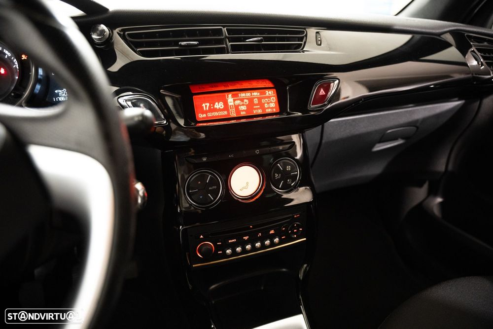 Citroën DS3 1.6 e-HDi So Chic - 17