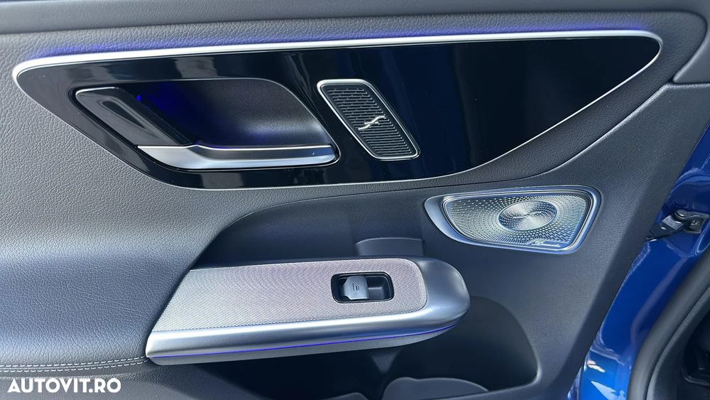 Mercedes-Benz GLC 300 e 4Matic 9G-TRONIC AMG Line Advanced - 19