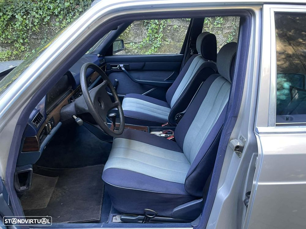 Mercedes-Benz W126 (1979-1992) - 8