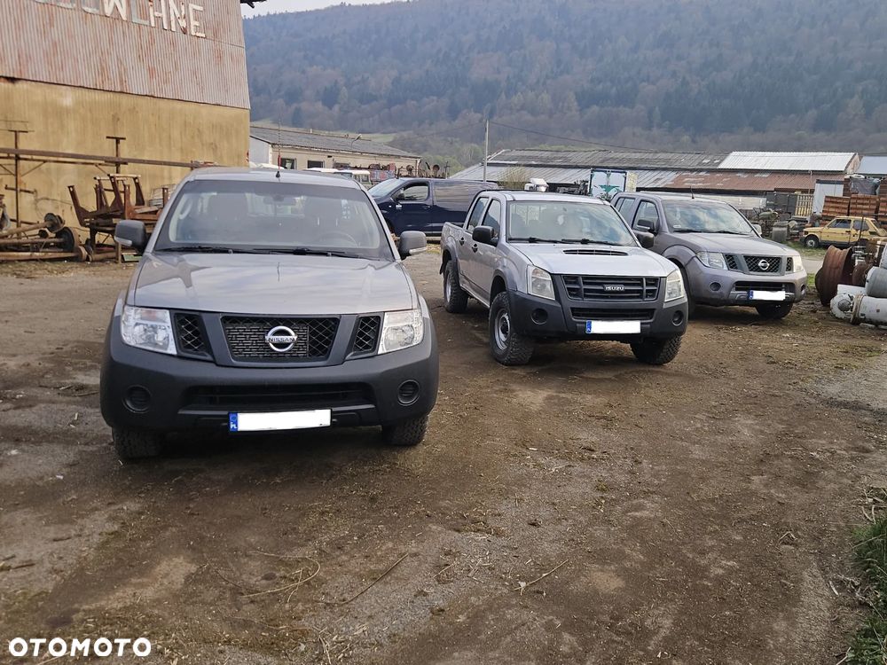 Nissan Navara 2.5 D EVO - 19