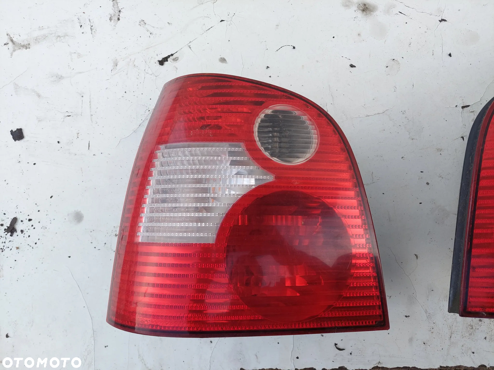LAMPA TYŁ LEWA VW POLO 9N - 2