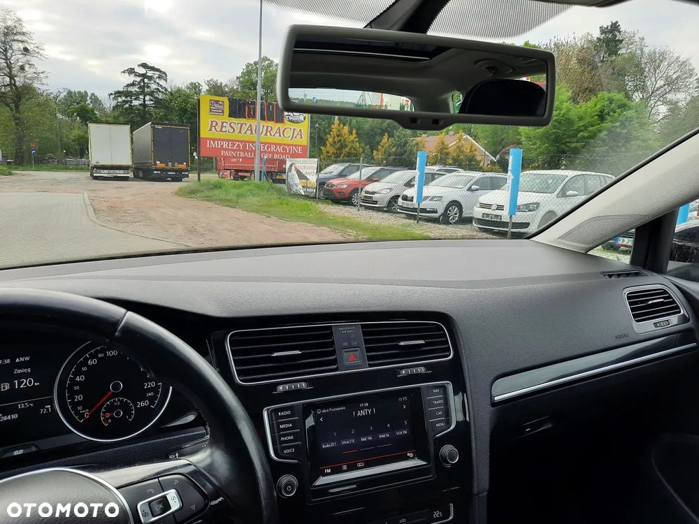 Volkswagen Golf 1.6 TDI DPF Comfortline - 32