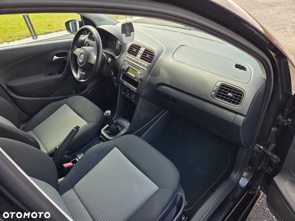 Volkswagen Polo 1.4 16V Comfortline - 31