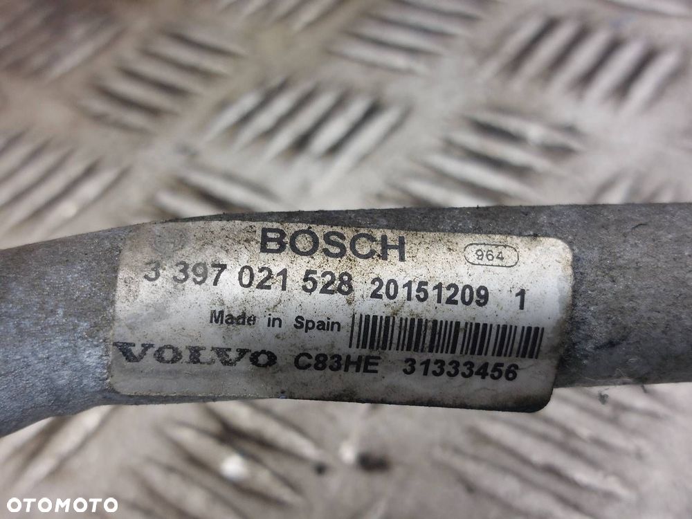 MECHANIZM WYCIERACZEK SILNICZEK PRZÓD RAMIONA VOLVO V70 III 31333456 - 2