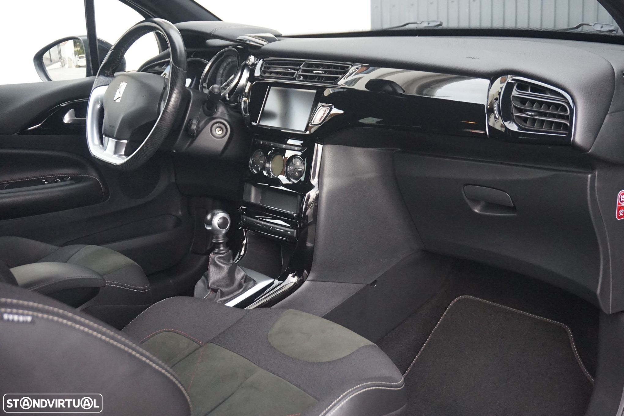 DS DS3 3 1.2 PureTech Performance Line - 7