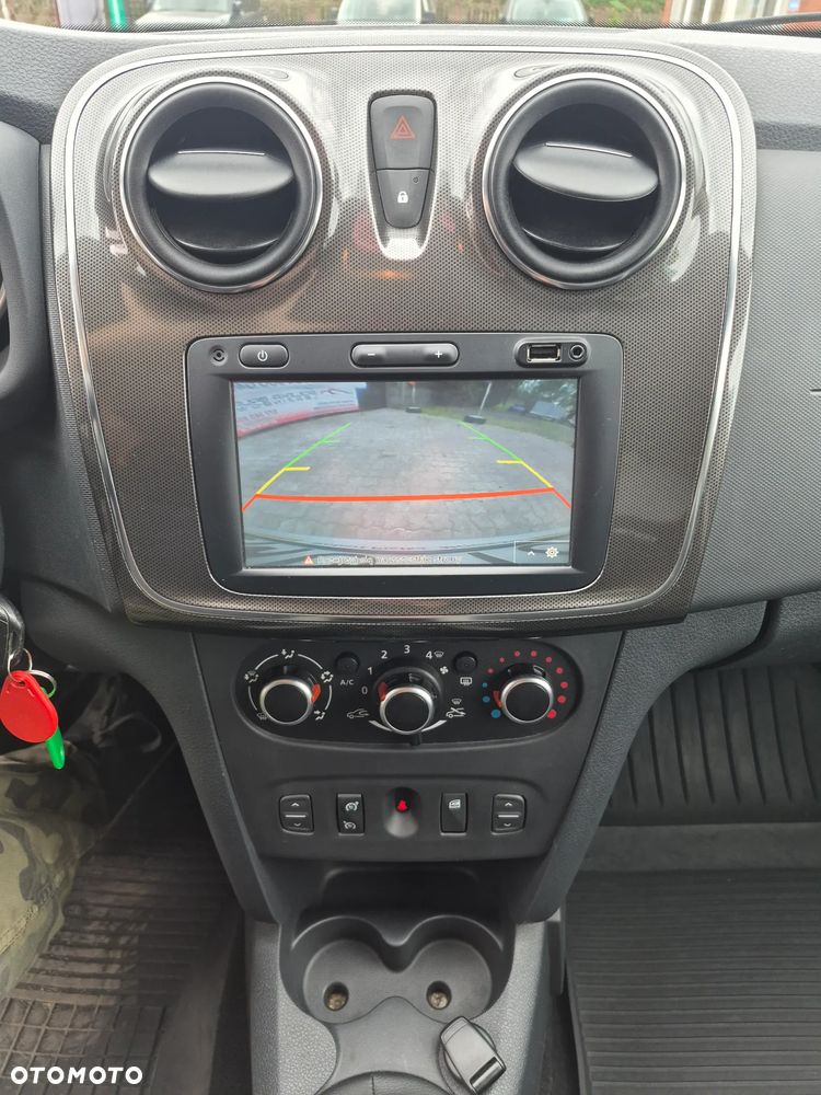 Dacia Sandero 0.9 TCe Laureate S&S EU6 - 19