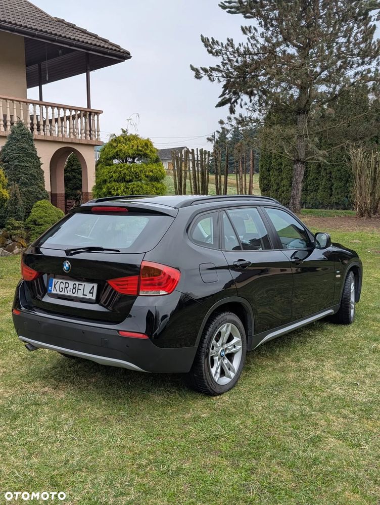 BMW X1 xDrive18d Sport Line - 4