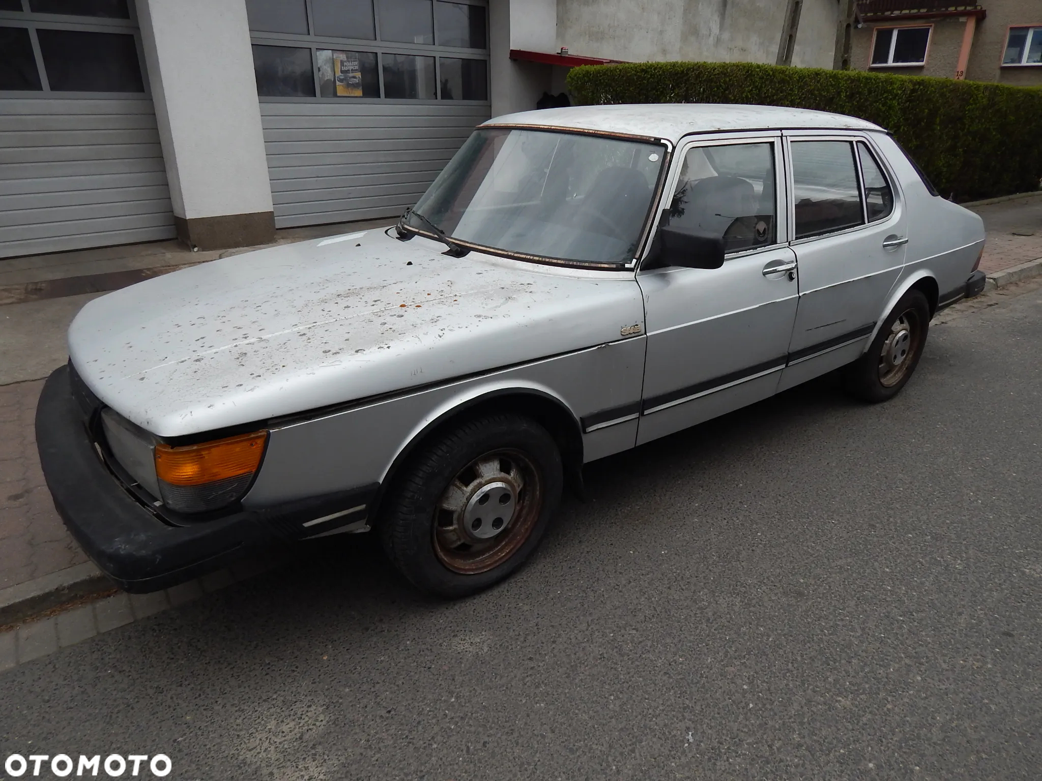 Saab 900 900i 2.1-16 - 3