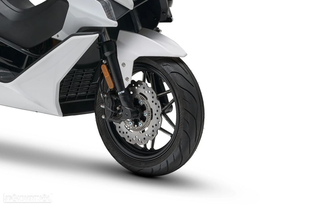 Morbidelli SC300 - 6