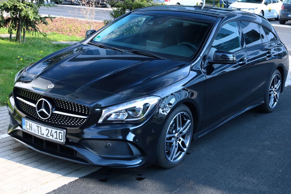 Mercedes-Benz CLA 200 7G-DCT AMG Line - 1