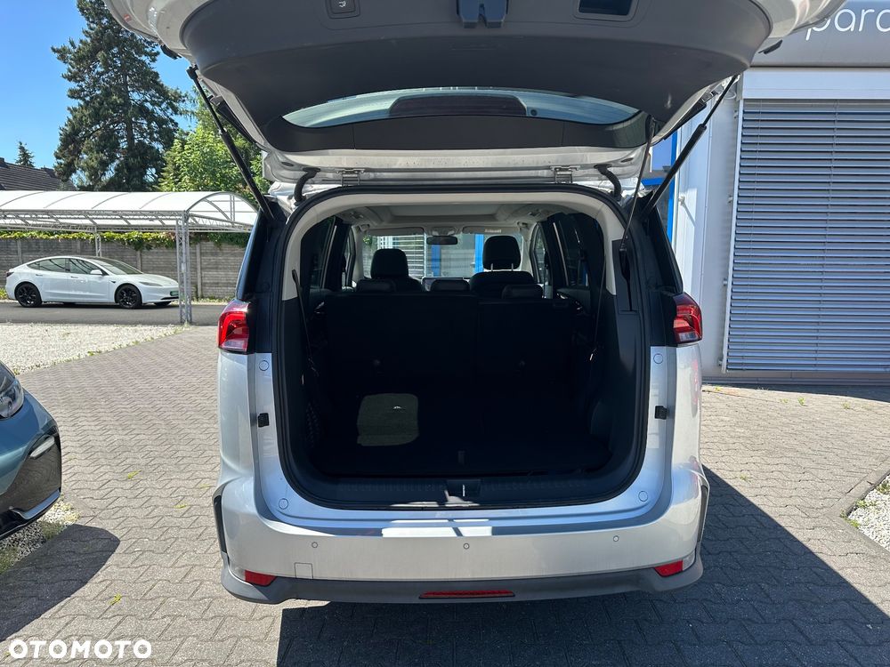 Maxus Euniq 5 - 15