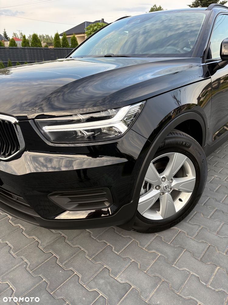 Volvo XC 40 T3 Momentum Pro - 4