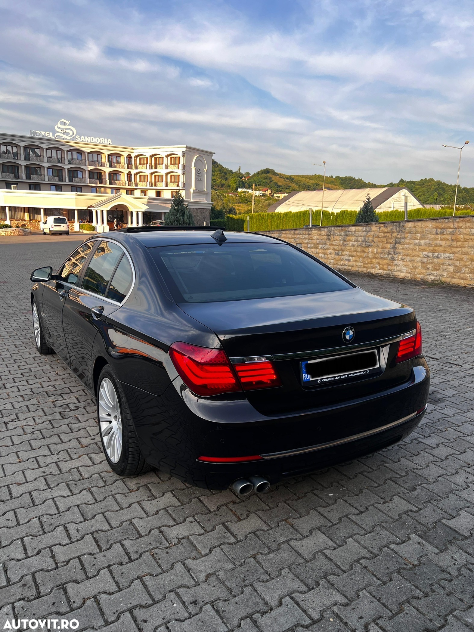 BMW Seria 7 730d - 19