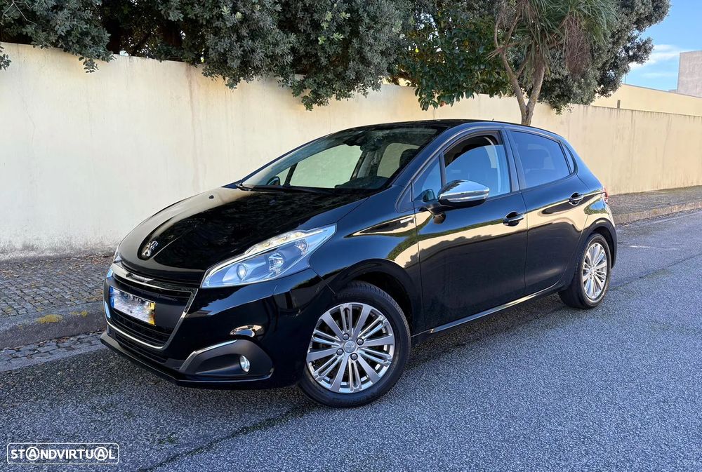 Peugeot 208 1.2 PureTech Style - 1