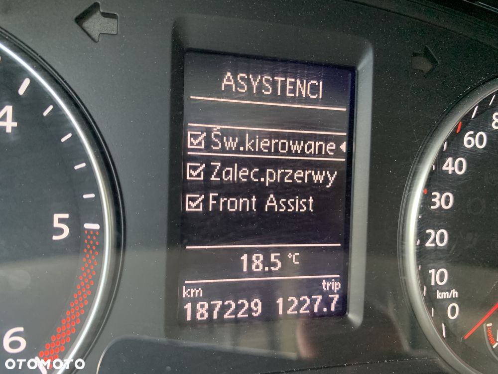 Volkswagen Sharan - 24