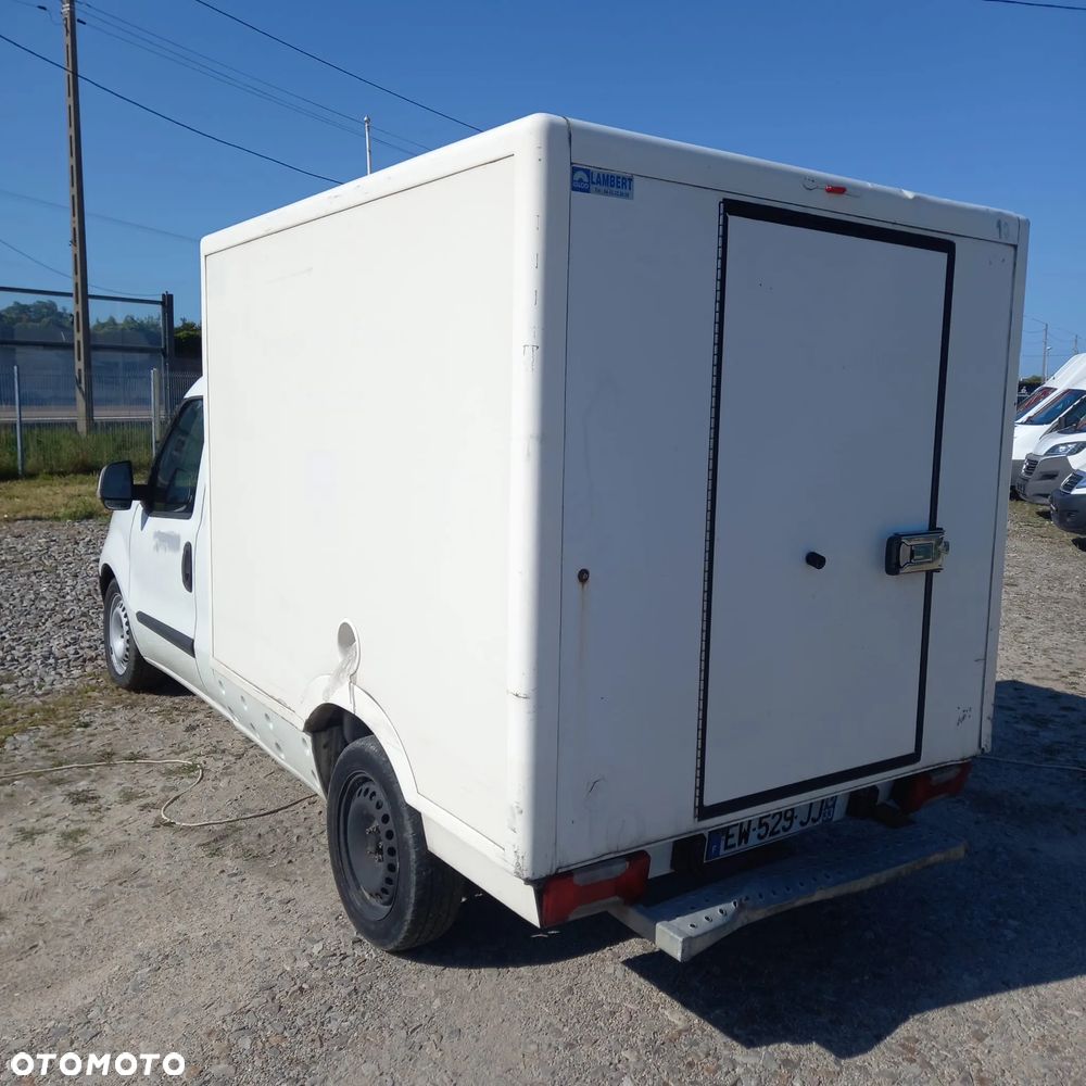 Fiat Doblo - 8