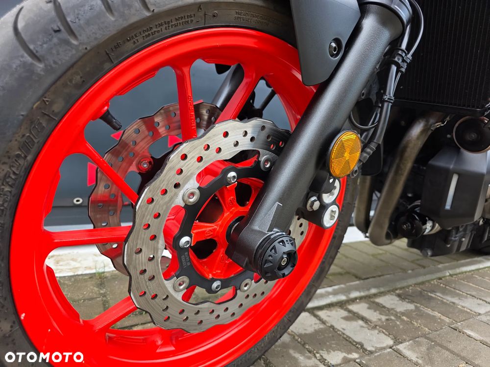 Yamaha MT - 15