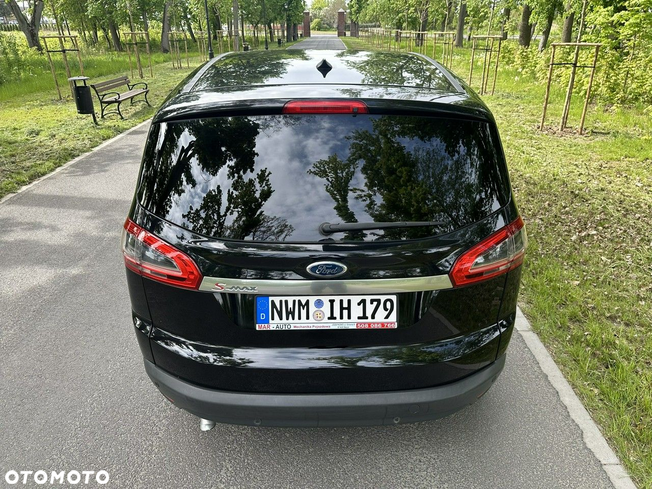 Ford S-Max - 8