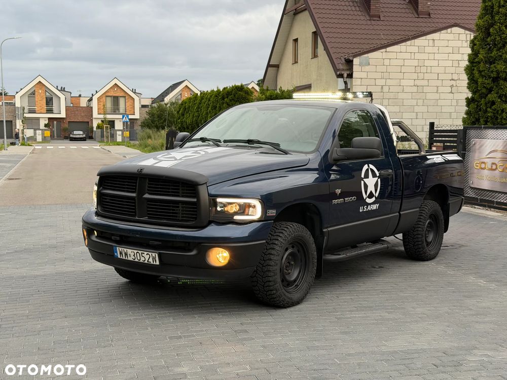 Dodge RAM - 1