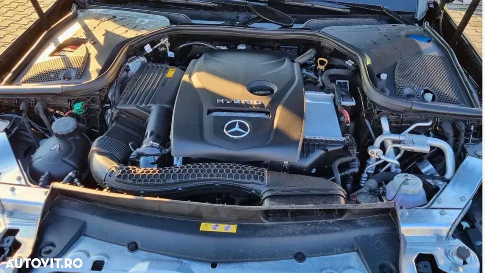 Mercedes-Benz E - 17