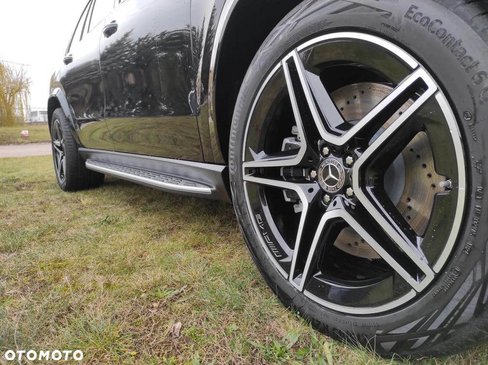 Mercedes-Benz GLS - 30