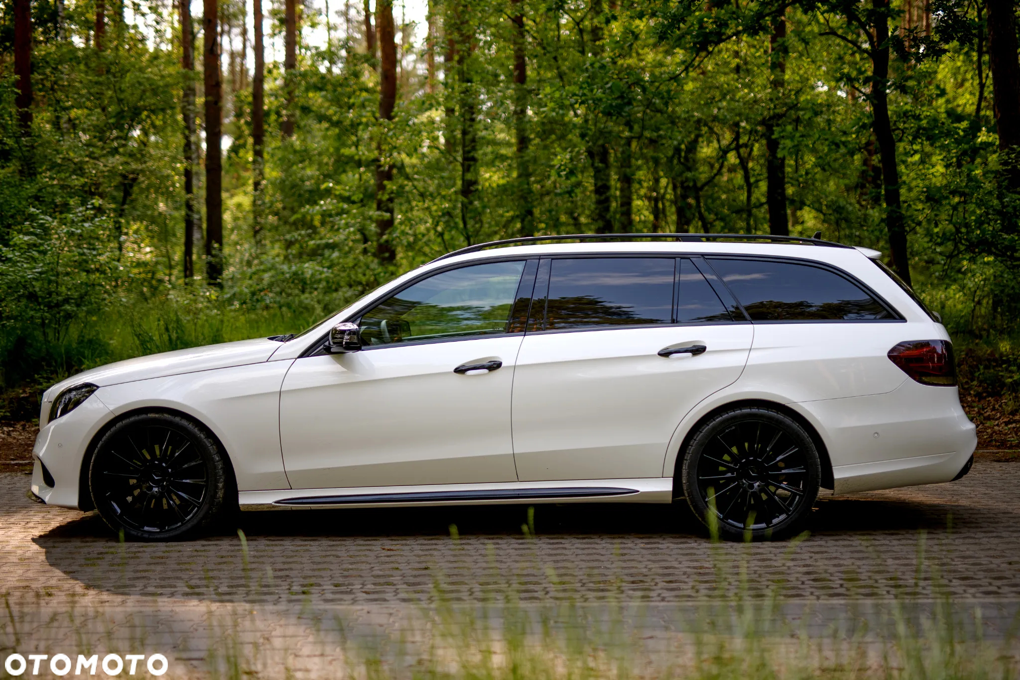 Mercedes-Benz Klasa E 300 4-Matic Avantgarde - 3