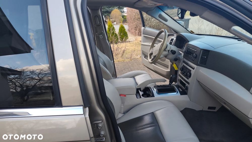 Jeep Grand Cherokee 4.7 Automatik Laredo - 21