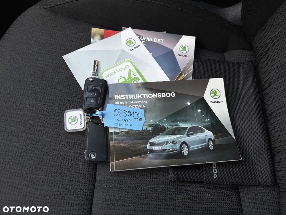 Skoda Octavia 2.0 TSI GPF Ambition DSG - 36