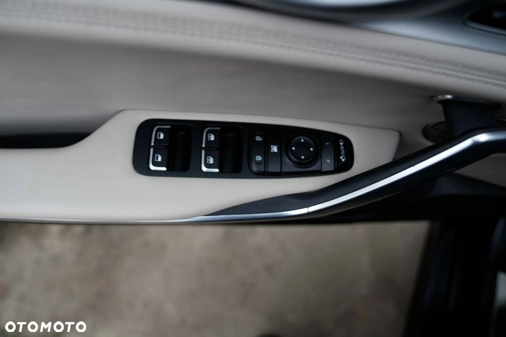 Kia Stinger 3.3 T-GDI V6 GT Prestige Line AWD - 17