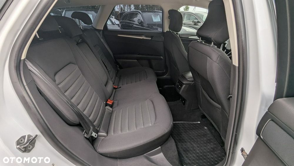 Ford Mondeo - 18