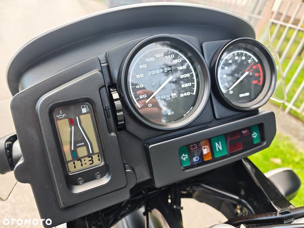 BMW R - 18
