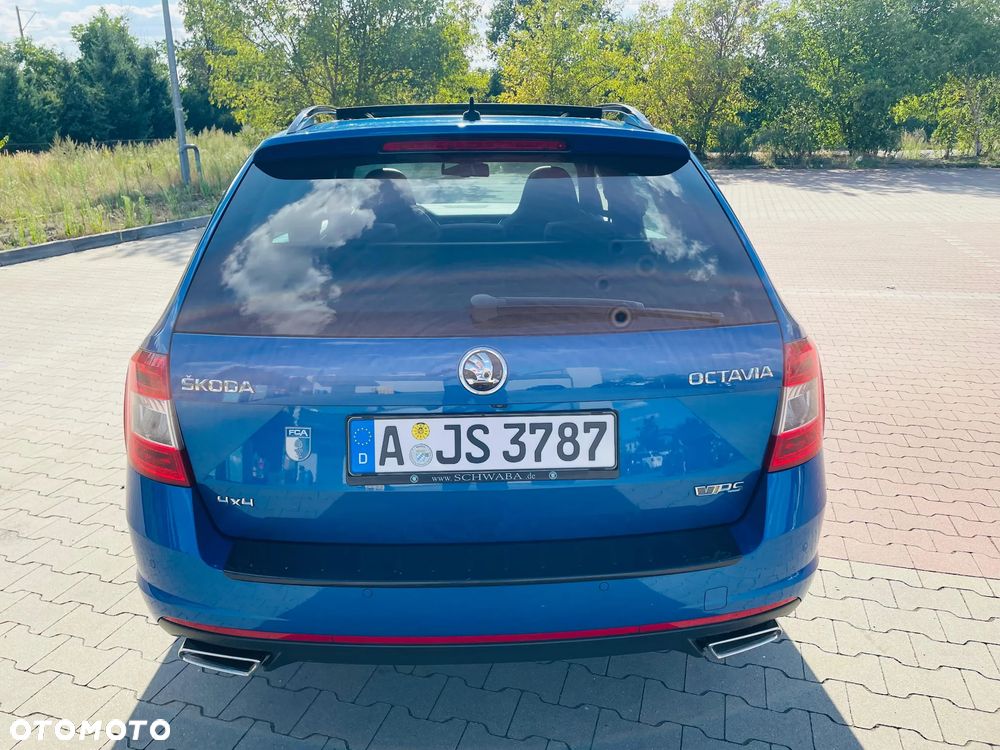 Skoda Octavia 2.0 TDI DSG RS - 4