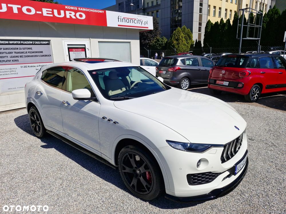 Maserati Levante S Q4 GranSport - 10