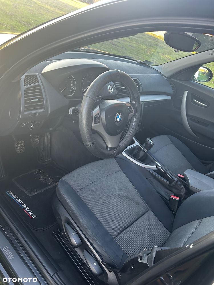 BMW Seria 1 118d - 14