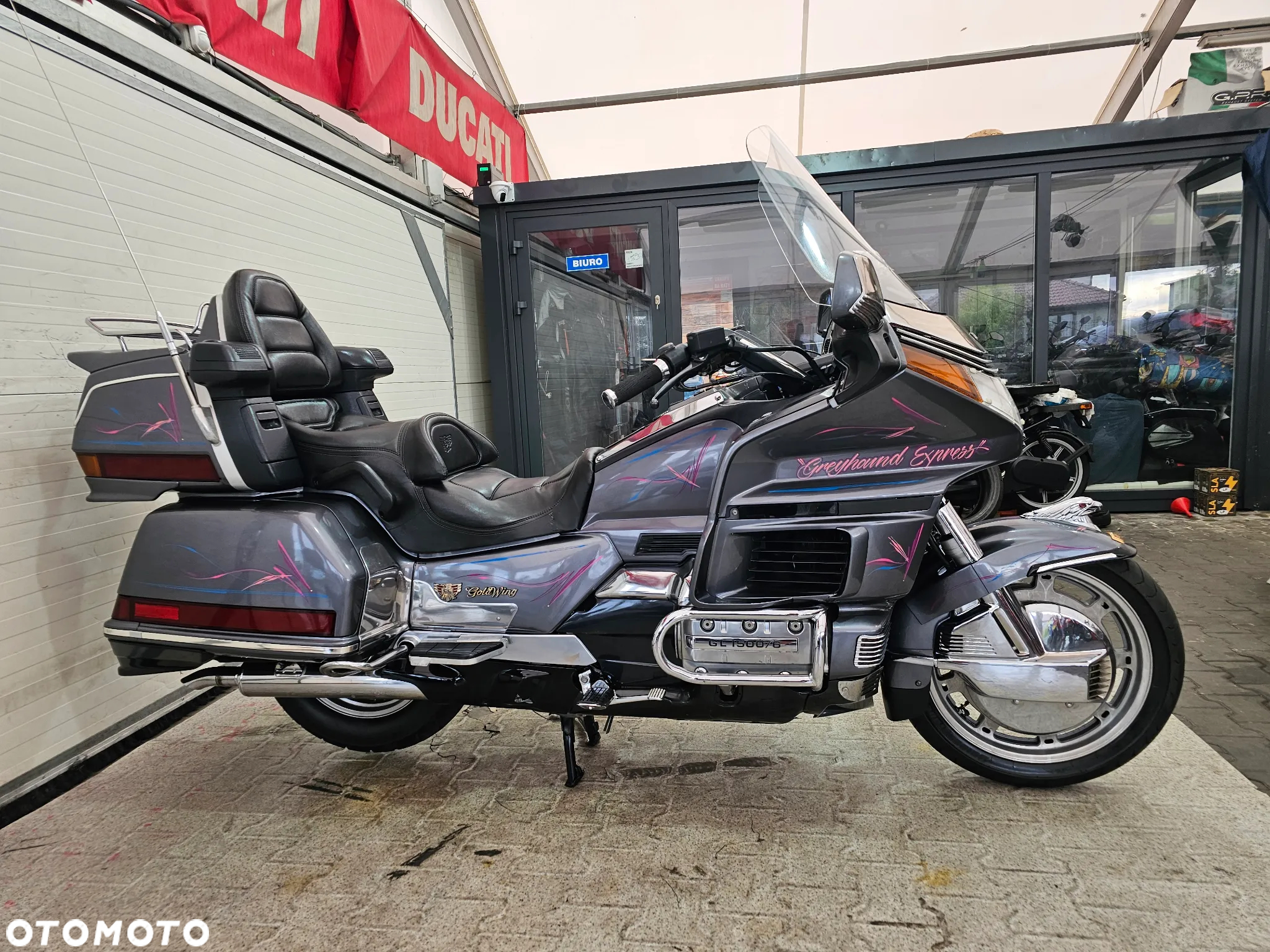 Honda GL - 8