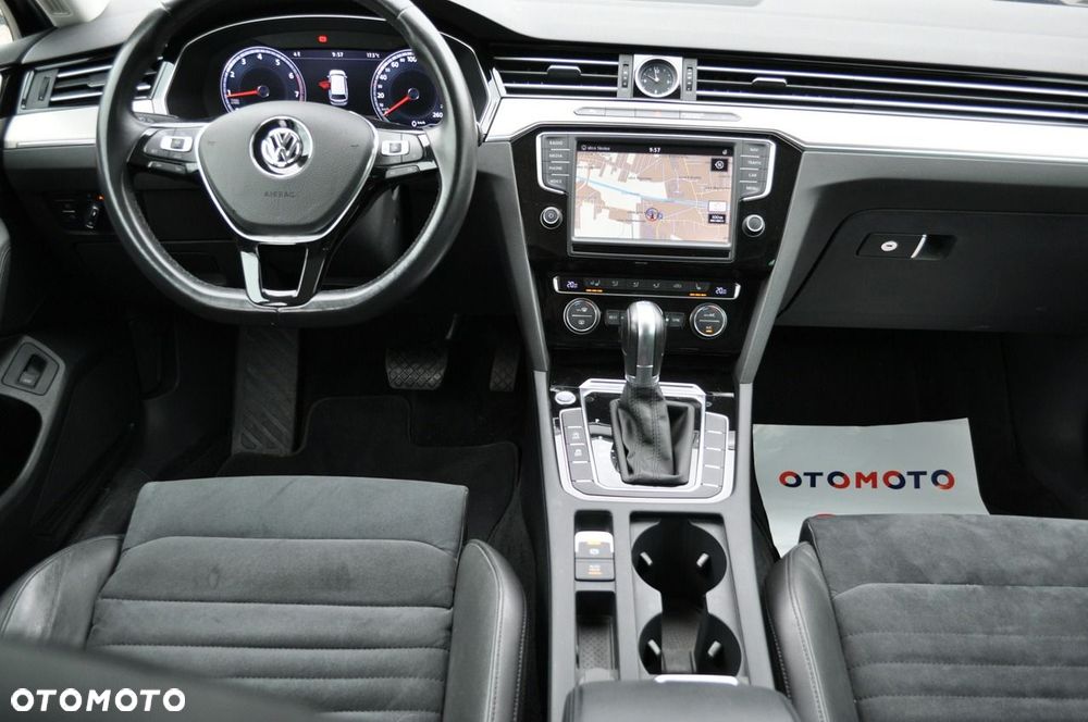 Volkswagen Passat - 22