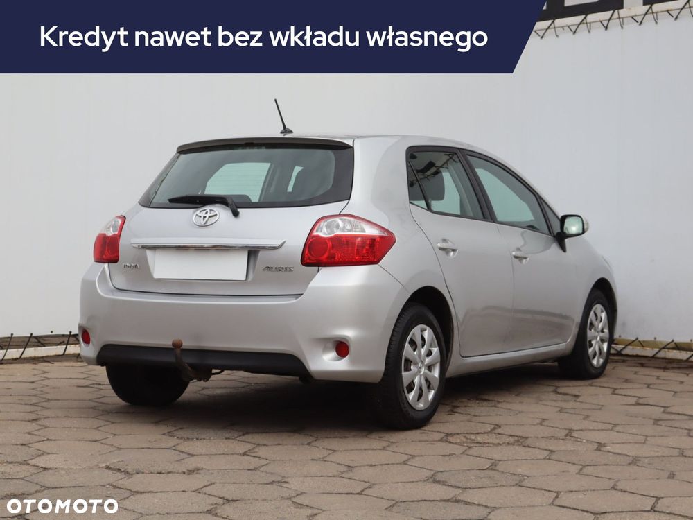 Toyota Auris - 7