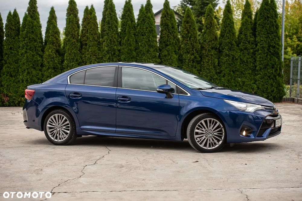 Toyota Avensis Touring Sports 2.0 D-4D Team Deutschland - 3