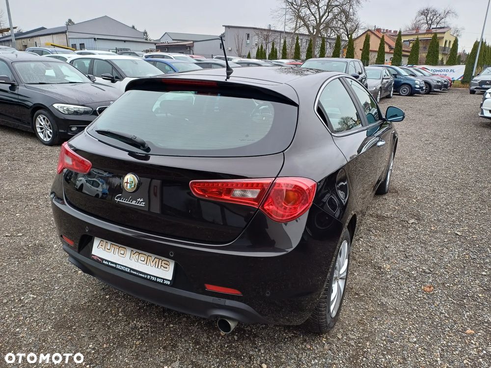 Alfa Romeo Giulietta 2.0 JTDM 16V Turismo - 6