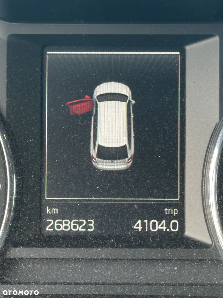 Skoda Octavia 2.0 TDI RS DSG - 6