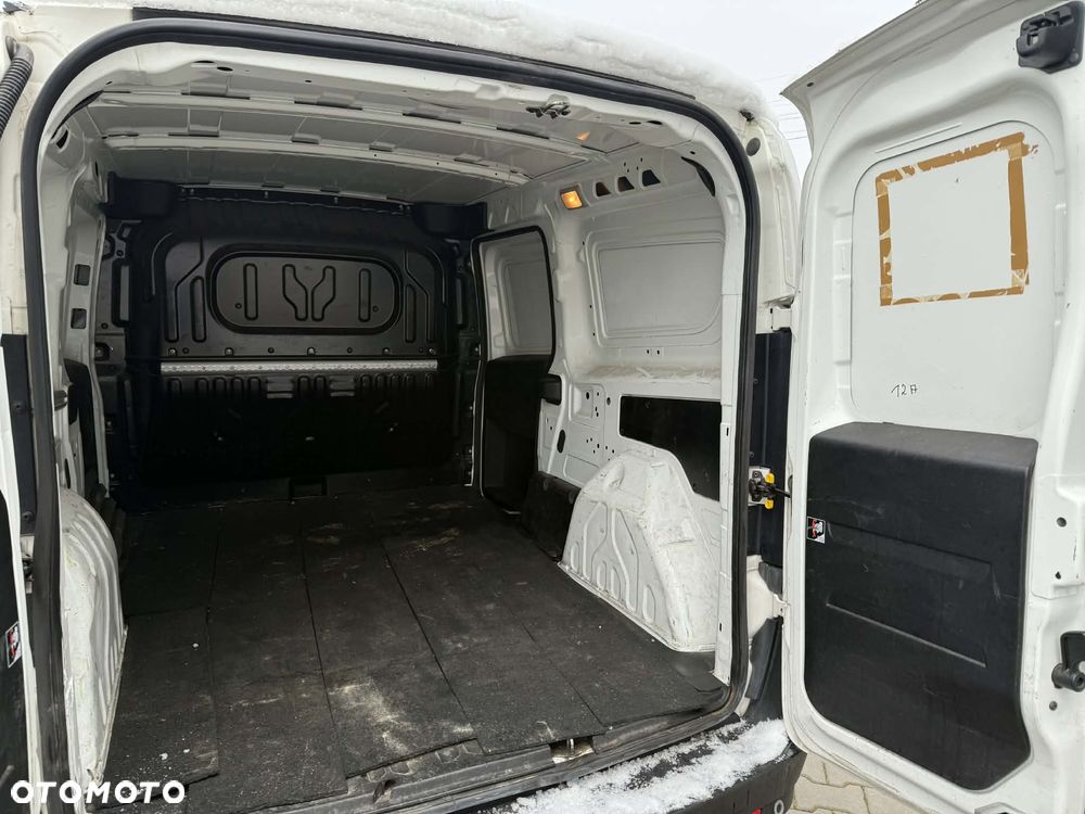 Fiat DOBLO - 12