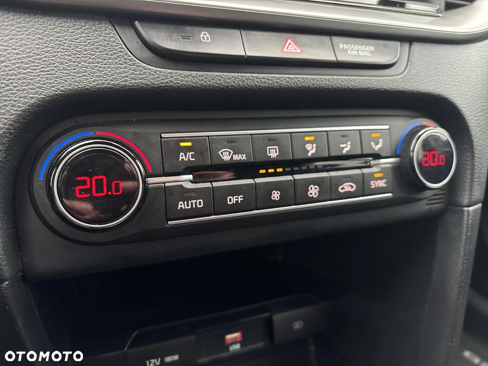 Kia XCeed 1.5 T-GDI M - 19